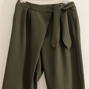 Rachel Roy pants!